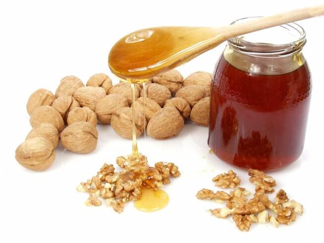 Miel aux noix - un remède populaire qui augmente la puissance chez les hommes